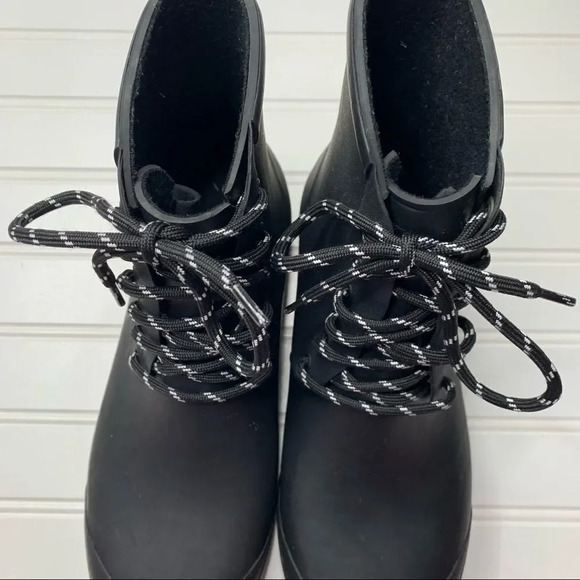 Madewell The Lace-Up Lugsole Rain Boot - Picture 8 of 11